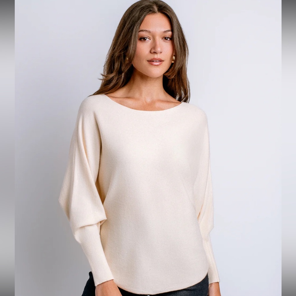 Women's Kerisma RYU Boat Neck Pullover Top 3/4 Length Dolman Sleeve in Ecru Sz 8